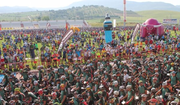 Imagen de la Ciudad Deportiva minutos antes de la salida.