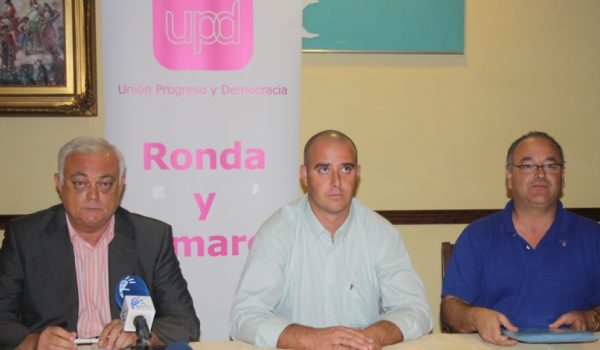 Francisco Pineda, José Manuel Pimentel y Juan José de Lorenzo-Cáceres.