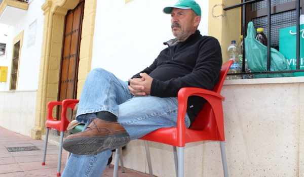 José Guzmán, Policía Local de Montejaque, durante la huelga de alimentos sólidos.