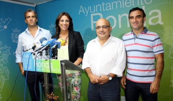 De izquierda a derecha: Antonio Arenas, María de la Paz Fernández, Jesús Vázquez y Bernardo Crespo.
