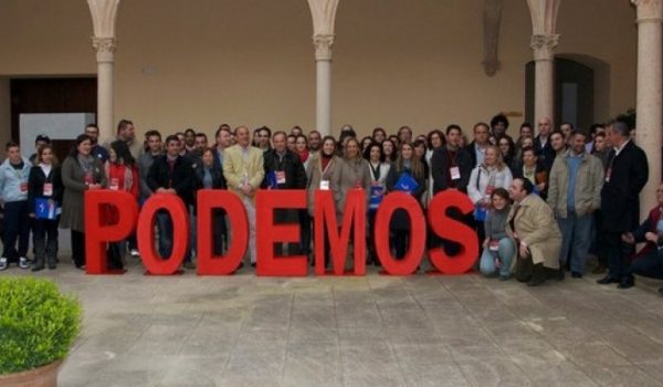 Los socialistas rondeños, antes de la Convención Local que se celebró en el Convento de Santo Domingo.