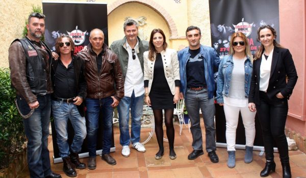 Responsables municipales y miembros de la organización, durante el acto de presentación del Iberia Rock Festival.