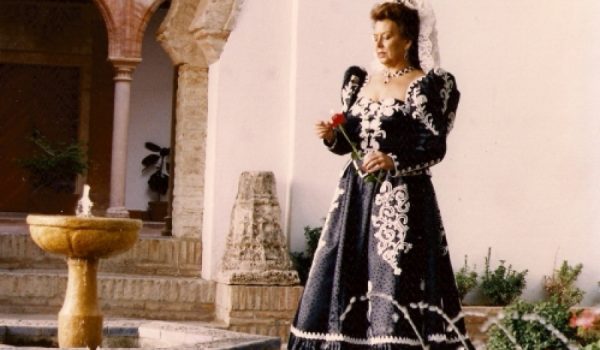 Pepa Borrego en 1.994, siendo Presidenta de las Damas Goyescas.