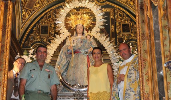 El coronel Julio Salom ya visitó el Santuario antes de su partida a Irak.