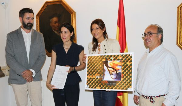 Será el arquitecto francés Philippe Starck quien presente el proyecto de manera oficial.