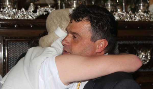 En el interior del templo de San Antonio de Padua se han vivido momentos de mucha emoción