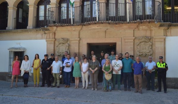 El acto se ha llevado a cabo a las doce del mediodía.