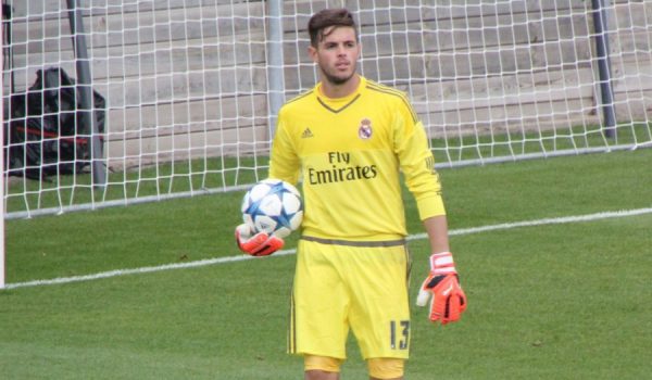 Curro Harillo en una partidos disputado en París con el Real Madrid en la UEFA Youth League.