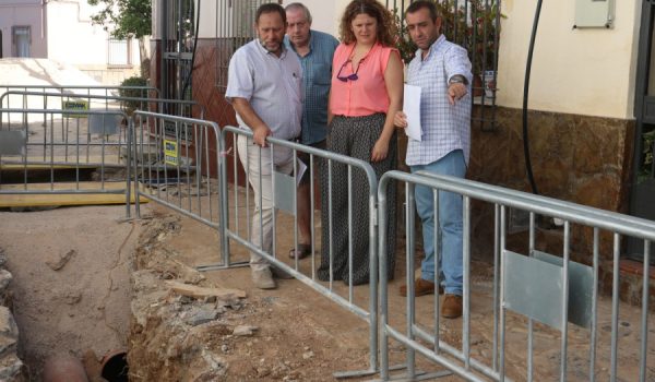 También se están desarrollando inversiones en la calle Peñas, calle Pinsapar y en la avenida de Málaga.