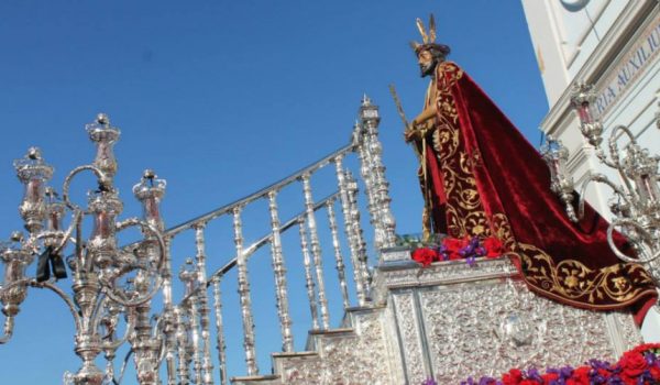 El Señor de la Escala, en su salida desde el templo de María Auxiliadora