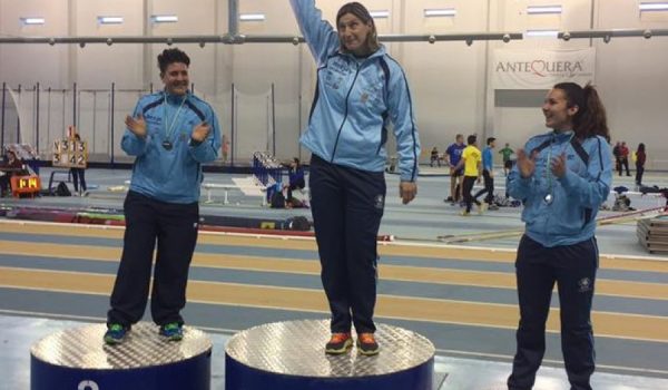 Las lanzadoras del Atletismo Cueva de Nerja coparon el podio