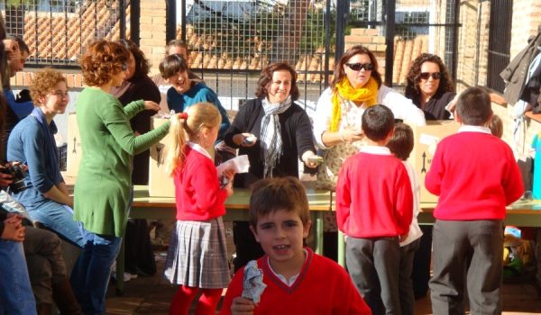 El trabajo de la Asociación de Vecinos, fundamental como de costumbre.