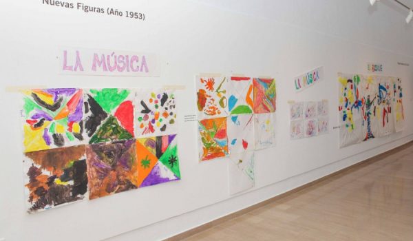 Algunos de los trabajos realizados se exponen en el Museo Joaquín Peinado.