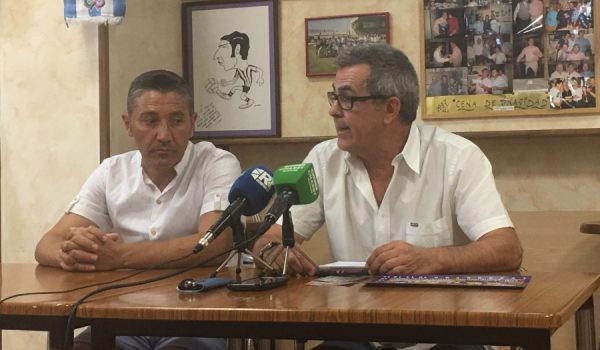 Miguel Ángel Morales, a la izquierda, junto al presidente José Manuel Ortega