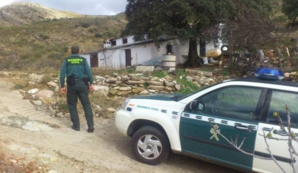 Un segundo motorista ha resultado también detenido por presenciar el accidente y no auxiliar al herido