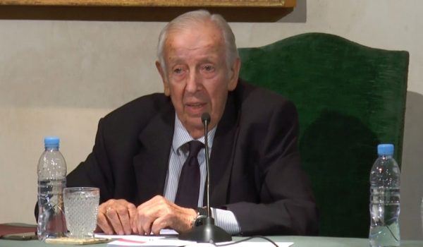 Manuel Olivencia en un acto de la Real Maestranza de Caballería de Ronda.