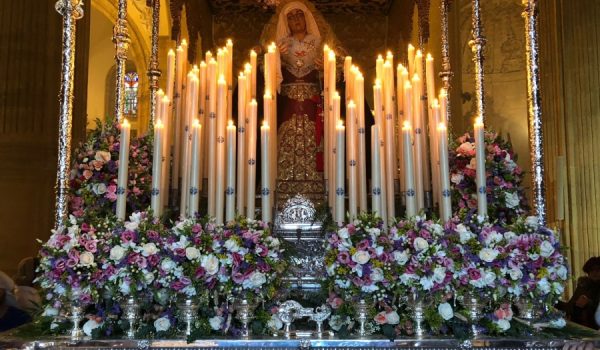 La buena relación con la Hermandad de Los Gitanos de Sevilla se ha hecho notar en los estrenos de este año