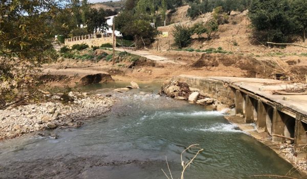Uno de los parajes más afectados por las consecuencias del temporal ha sido Los Molinos del Tajo en el que uno de sus puentes se ha desprendido.