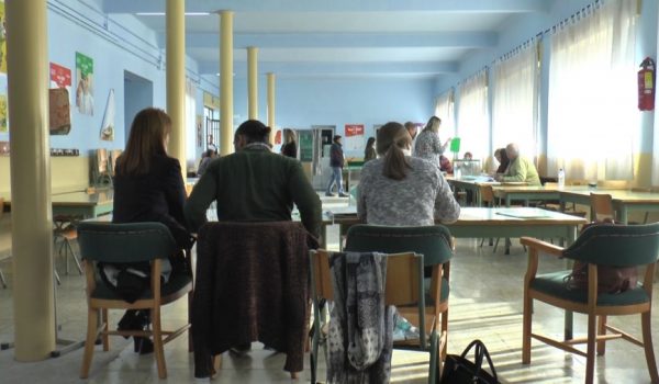 En Ronda la abstención alcanzó un 43% del total de votantes y marcó gran parte de la jornada de ayer.