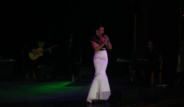 Erika Leiva, durante su concierto del pasado viernes en el Teatro Espinel.