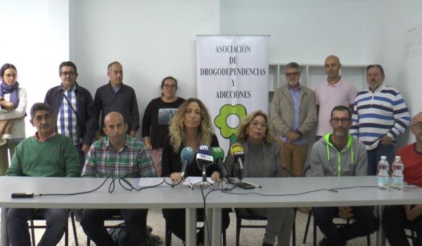 El colectivo ha anunciado que el cierre de la entidad supondrá el fin de "la asistencia médica, psicológica y social" de las 180 familias atendidas "
