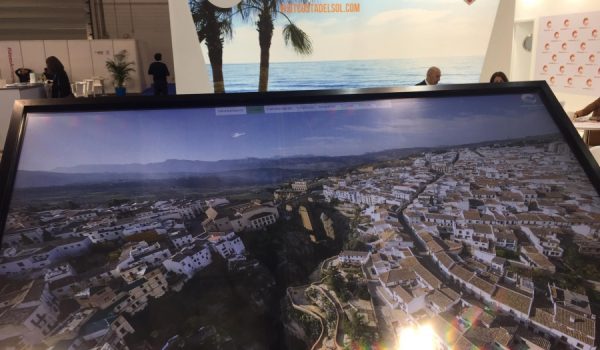 Una de las vistas aéreas de Ronda en el stand Turismo de la Costa del Sol.