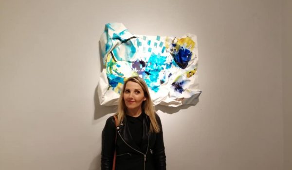 Isabel Conde, durante una exposición de sus creaciones