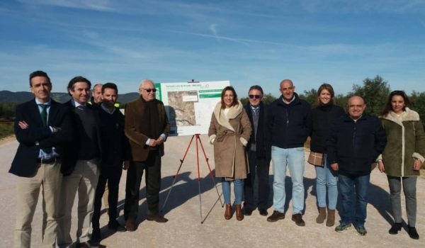 Raynaud explica que dado el entorno en que se sitúa la carretera, las obras cumplirán con todos los parámetros medioambientales.