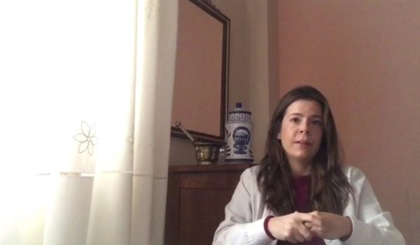 María Serrano aconseja contratar y limitar la difusión de las informaciones que nos llegan acerca del Covid-19.