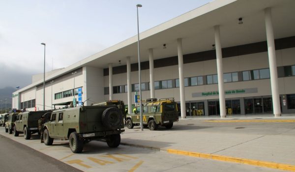 El Sindicato de Enfermería en Ronda ha denunciado que la Dirección de Enfermería obligó al personal a reutilizar las gafas de protección, ofreciendo técnicas para desinfectarlas.