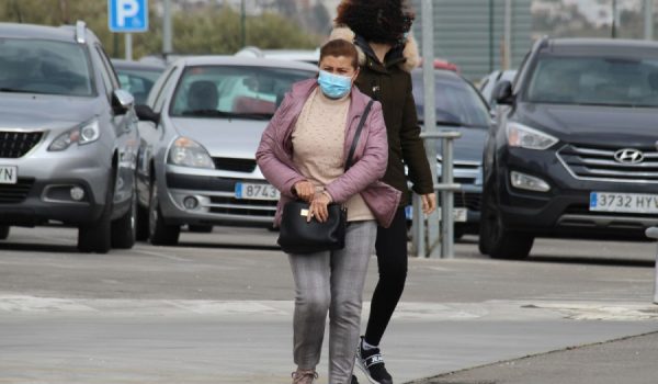 Avilés destaca que la población general está cumpliendo adecuadamente las medidas de prevención.