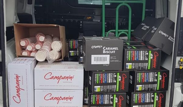 Productos de cafetería que han sido distribuidos por Benítez esta mañana.