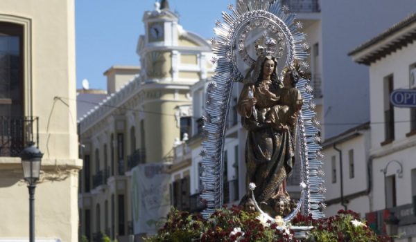 Ruiz recuerda la importancia de evitar reuniones multitudinarias para frenar la expasión del virus.