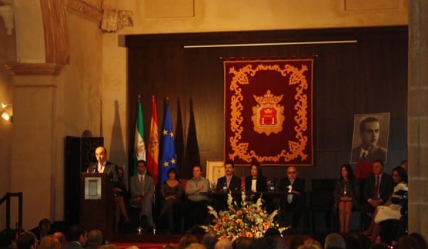 El edil de Seguridad, Fernando Corrales, durante su intervención.