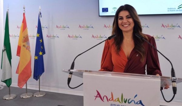 Rodríguez ha dado a concocer varias de las medidas que ha emprendido la Junta para impulsar el Turismo, como la creación de un bono vacacional y de un distintivo de seguridad sanitaria para establecimientos.