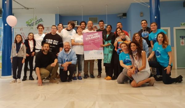 Las primeras ediciones de Brazadas Solidarias contaron con la participación de más de un centenar de vecinos.