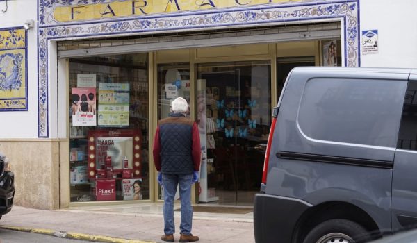 En Fase 3 los establecimientos continúan aplicando la limitación de aforo y otras medidas de seguridad e higiene.