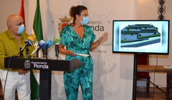La alcaldesa ha mostrado unas primeras imágenes del proyecto que se presentará oficialmente en septiembre.