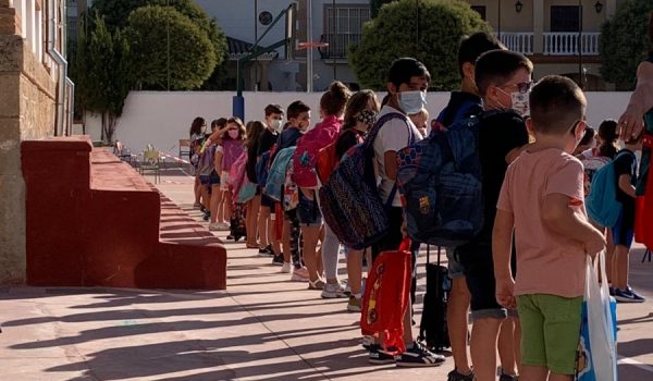 El CEIP Juan Carrillo ha recibido en torno 50.000 euros para la construcción de un aseo para los alumnos de Infantil, así como la canalización de pluviales.