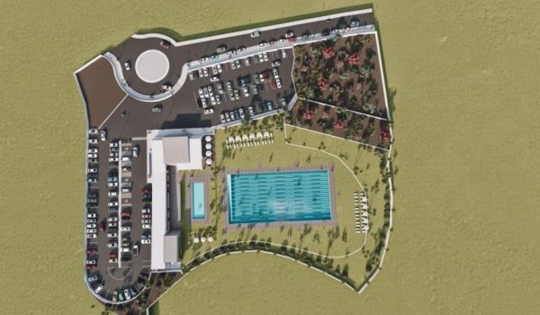 La piscina municipal se construirá al aire libre, junto a la Ciudad Deportiva, y tendrá grandes dimensiones, sobre unos terrenos de más de 16.000 metros cuadrados.