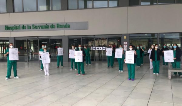 El personal reclama que el Hospital Militar cuente con un servicio público de limpieza.