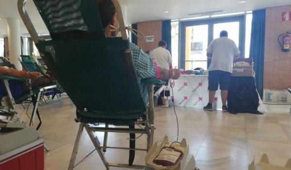 Las donaciones de sangre en Ronda se realizan en la entrada del Teatro Municipal Vicente Espinel