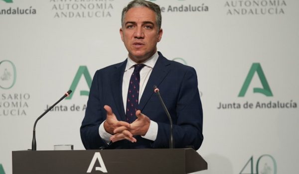 Elías Bendodo ha manifestado que el gobierno andaluz tratará de frenar el avance de la pandemia con los recursos a su alcance.