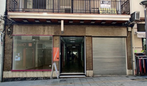 Los establecimientos dedicados a la actividad no esencial podrán reanudar su funcionamiento en el caso de que descienda la tasa de incidencia por debajo de 1.000 casos por cada 100.000 habitantes en las últimas dos semanas.