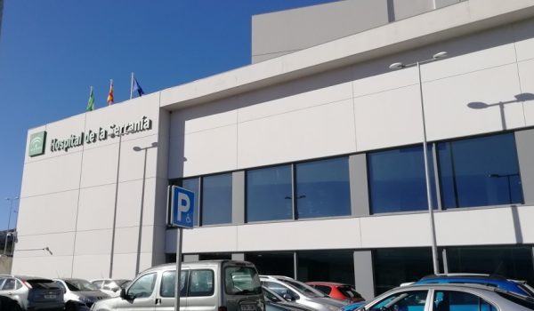 El Área Sanitaria de la Serranía vuelve a registrar más positivos que curados.