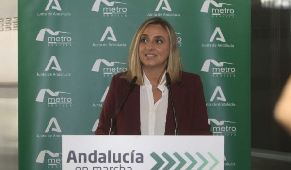 Las inversiones de Fomento para mejorar las comunicaciones por carretera de la Serranía de Ronda ascienden a 17 millones de euros, como ha recordado la consejera Marifrán Carazo.