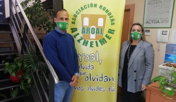 El psicólogo Álvaro Delgado y la trabajadora social Belén García son los coordinadores del proyecto.