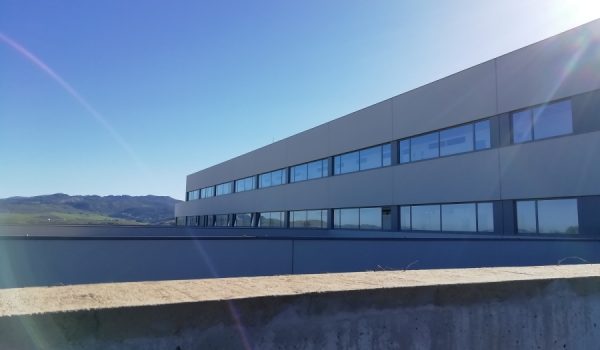 Por el momento ocho pacientes con coronavirus continúan ingresados en el Hospital Comarcal.