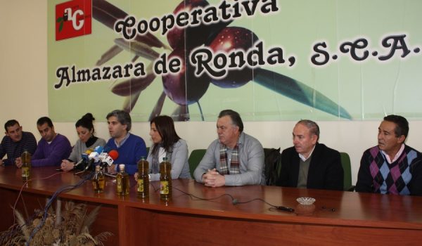 La Sociedad Cooperativa Acinipo, la Cooperativa Almazara de Ronda, Cereales Gómez, Suragro y la UPA han participado en la campaña.