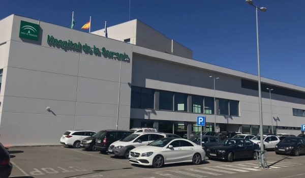 El Hospital de la Serranía dispone de ochos camas UCI, varias de ellas ocupadas por pacientes COVID y de otras patologías.